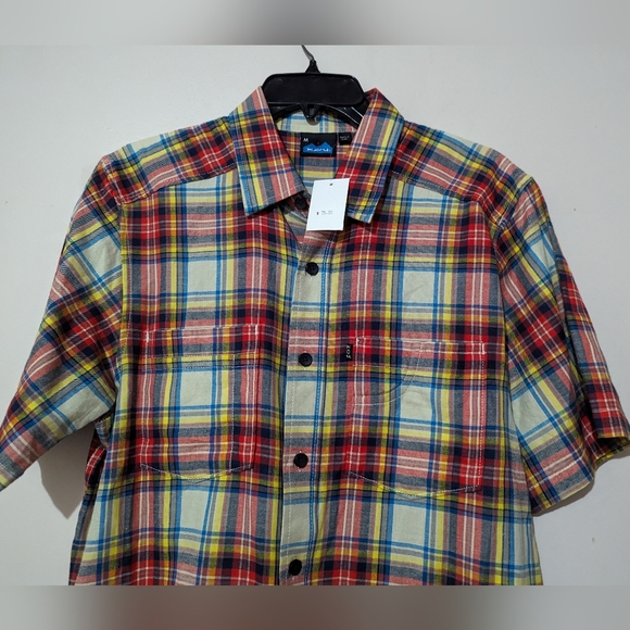 KAVU Scotty Bob Preppy Short Sleeve Shirt Summer Plaid Button Up Size M NWT - Picture 1 of 8
